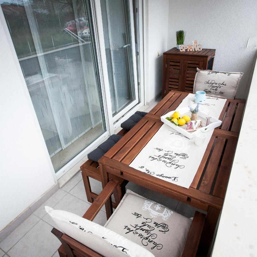Abbadessa Apartment Kastela Exterior photo